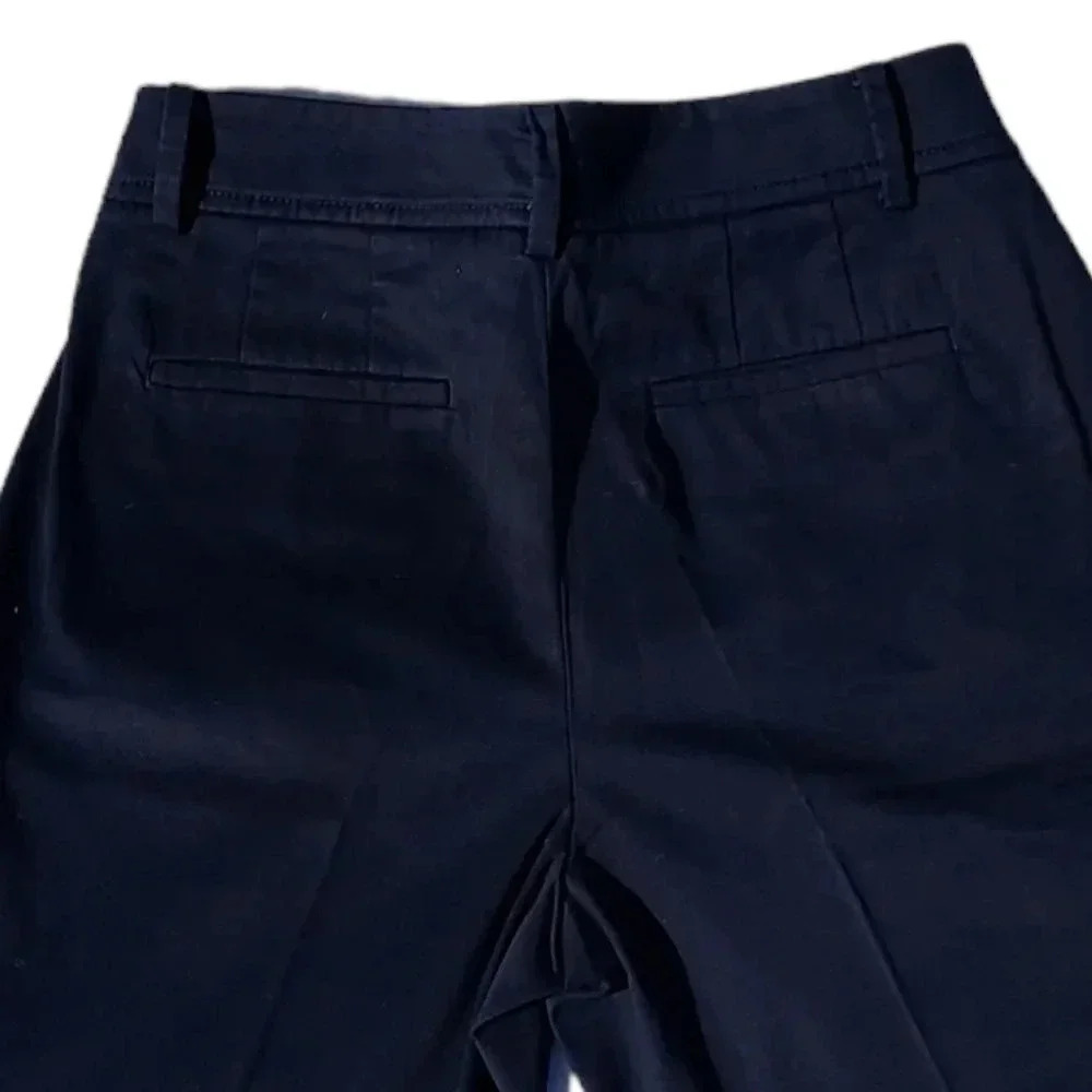 Talbots Perfect Womens Shorts Dark Blue Flat Front Cotton Blend 2 - Picture 3 of 15